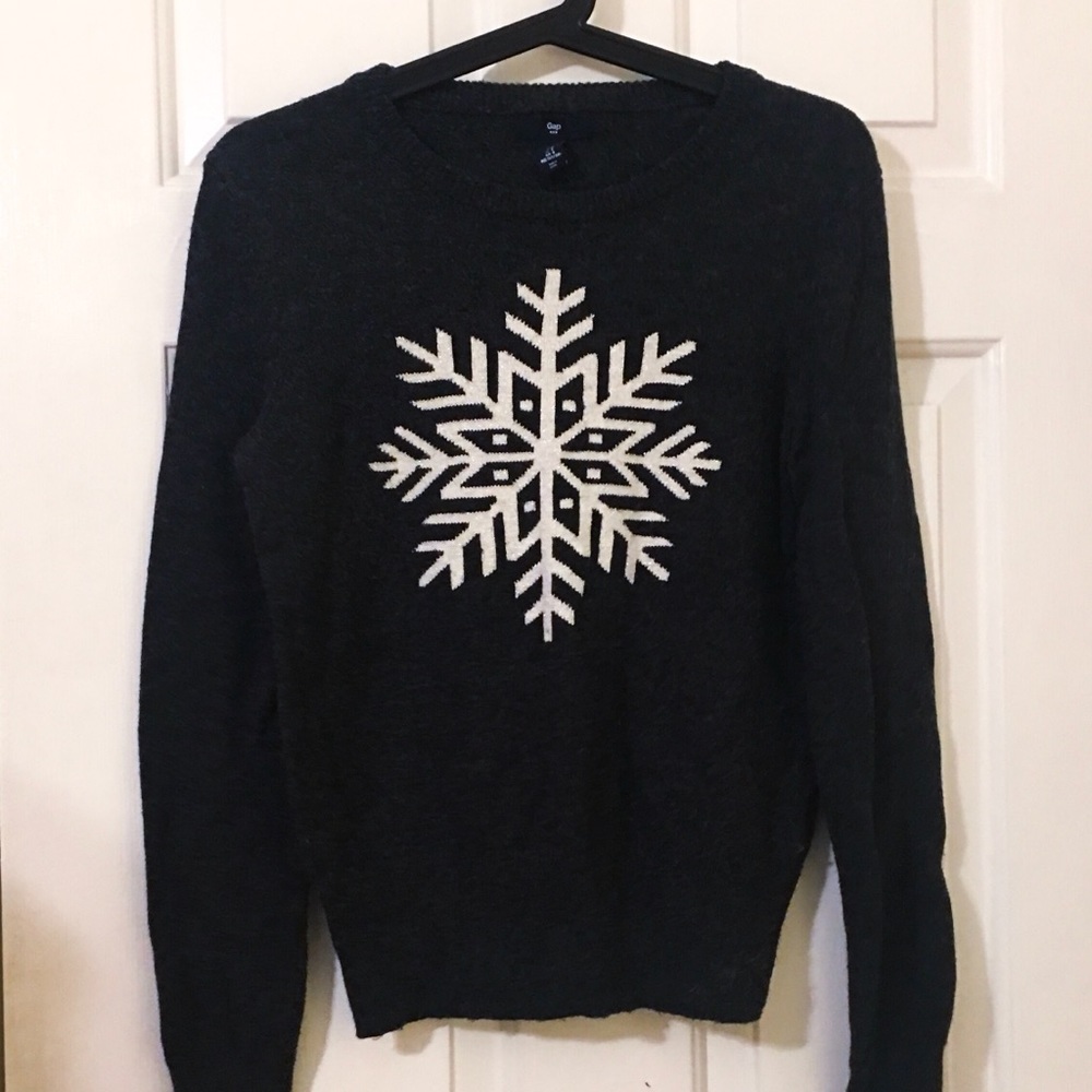 Gap Snowflake Crewneck Sweater